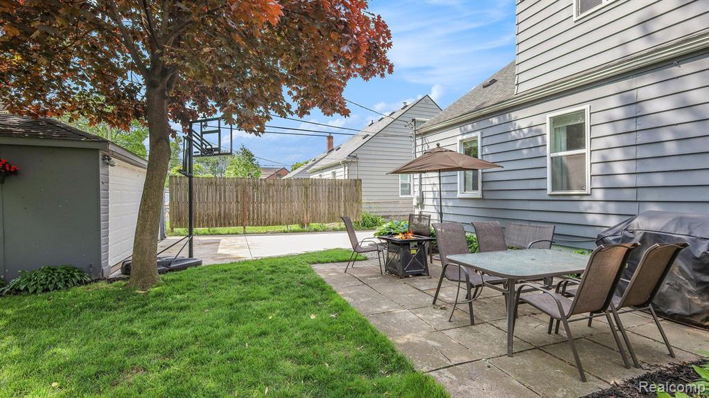 810 N GAINSBOROUGH Avenue, Royal Oak, MI 48067 — Photo 28
