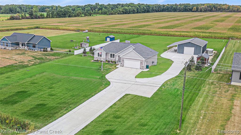 8309 Almont Road, Almont, MI 48003 — Photo 27
