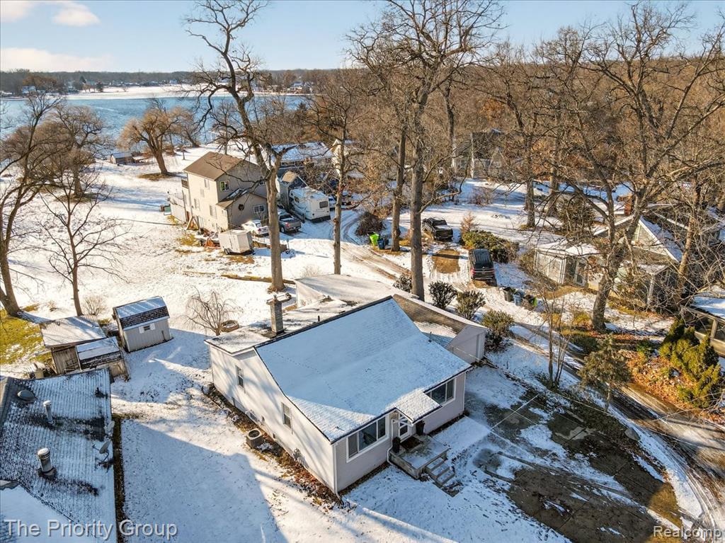 636 Lakeview Drive, White Lake, MI — Photo 51