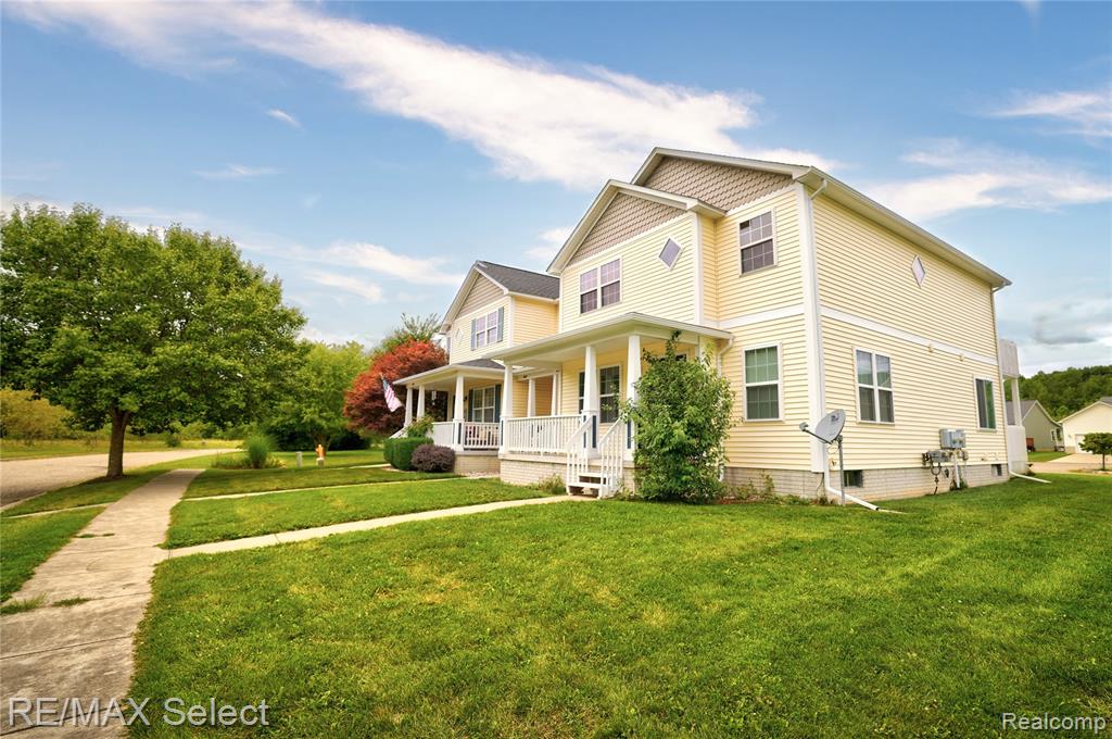 4487 Home Town Drive, Flint, MI 48506 — Photo 2