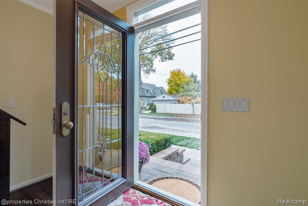 660 Woodland, Birmingham, MI 48009 — Photo 3