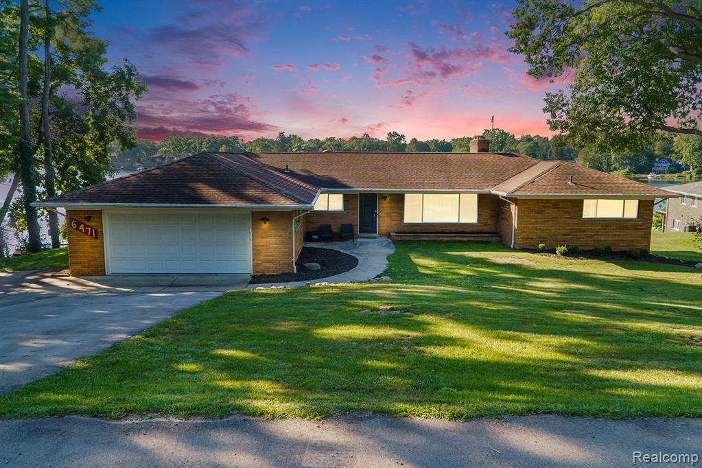 6471 Wellesley Terrace, Clarkston, MI — front exterior