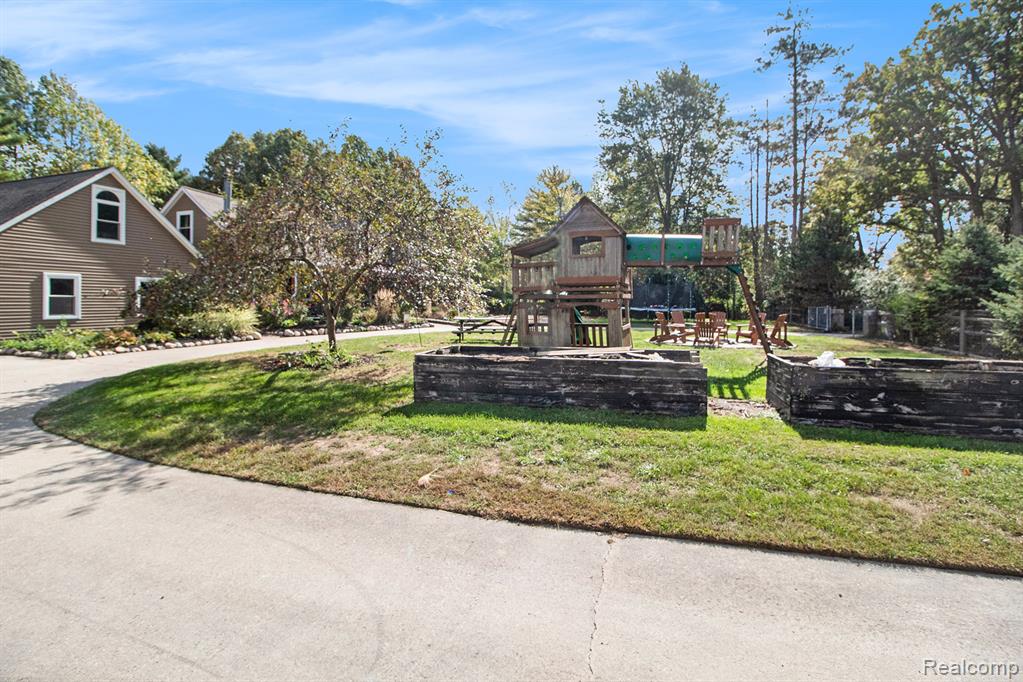 13335 Bunton Road, Willis, MI 48191 — Photo 28