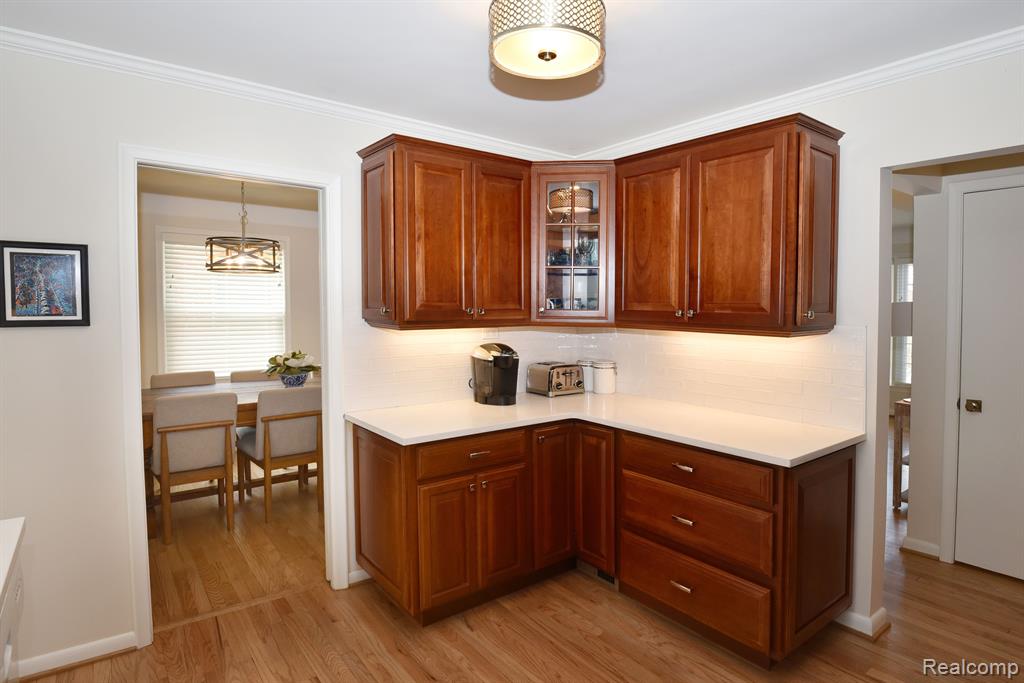 4121 S FULTON Place, Royal Oak, MI 48073 — Photo 12