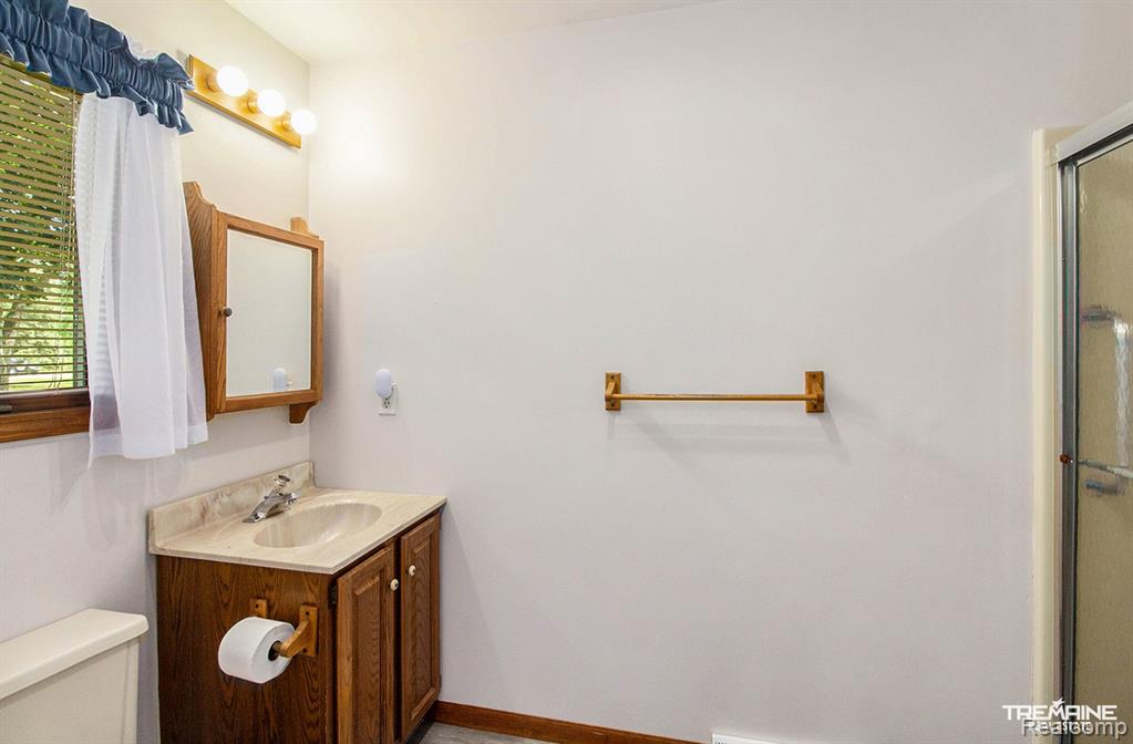 7469 N ELMS Road, Flushing, MI 48433 — Photo 13
