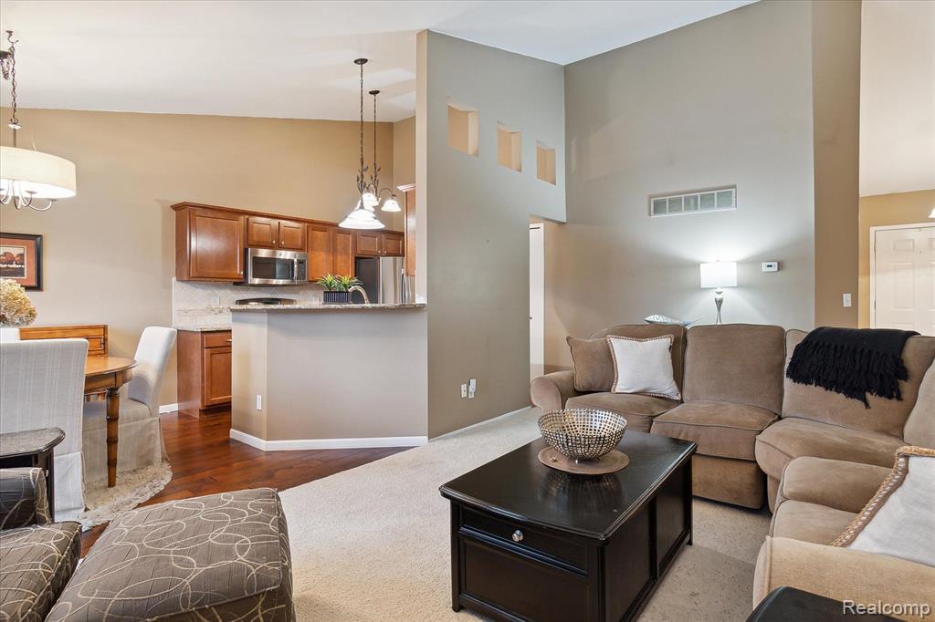 37101 AMHURST Drive, Westland, MI — Photo 8