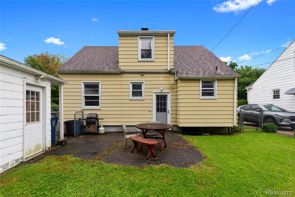 601 Chalmers Street, Flint, MI 48503 — Photo 25