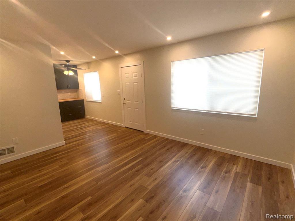 7643 Rivard Avenue, Warren, MI 48091 — Photo 3