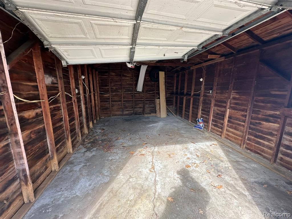 18727 AVON Avenue, Detroit, MI 48219 — Photo 26