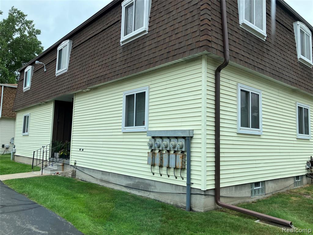 3525 Parkway Drive, Port Huron, MI 48060 — Photo 2