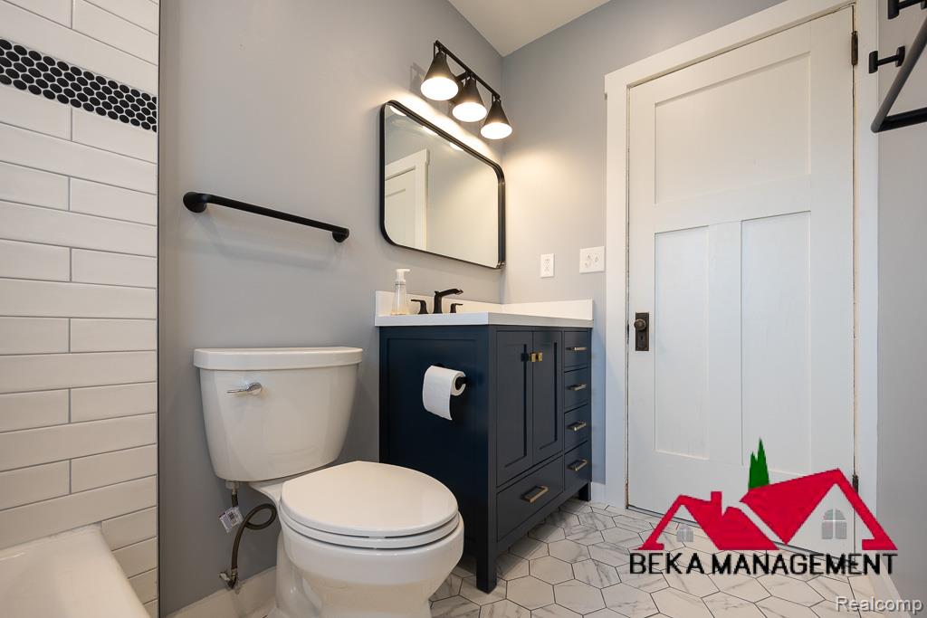 6 Kensington Boulevard, Pleasant Ridge, MI — Photo 9