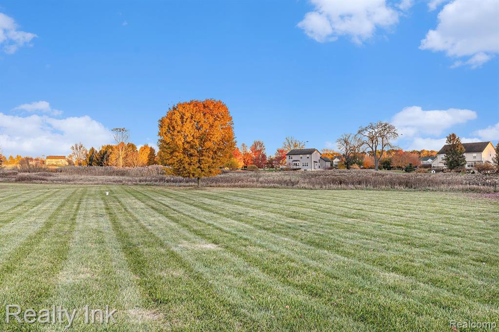 3051 FIELDSTONE Drive, Dexter, MI 48130 — Photo 30