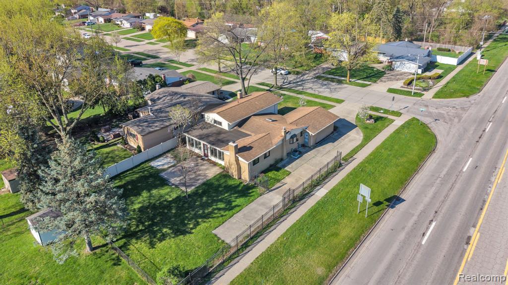9498 Bassett Street, Livonia, MI 48150 — Photo 48