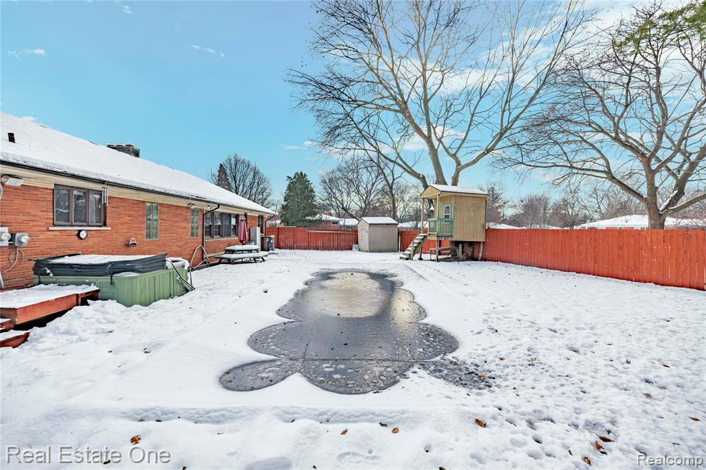 28615 Bloomfield Drive, Lathrup Village, MI 48076 — Photo 53