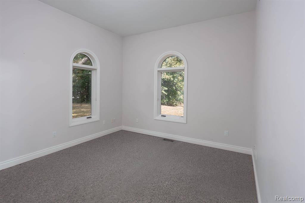 68373 Lake Angela Pointe, Richmond, MI 48062 — Photo 26