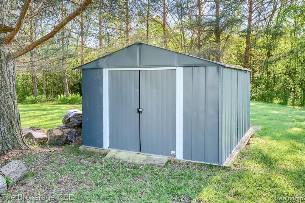 6288 Porter Road, Grand Blanc, MI 48439 — Photo 5