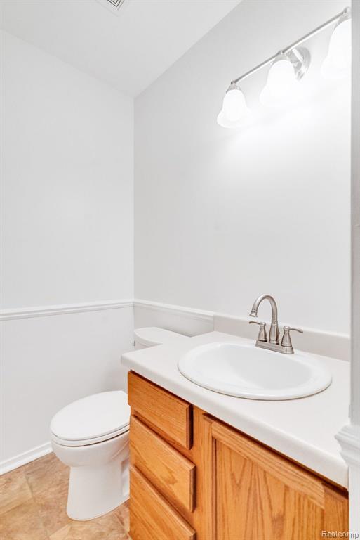 9447 FORESTVIEW Circle, Grand Blanc, MI 48439 — Photo 9