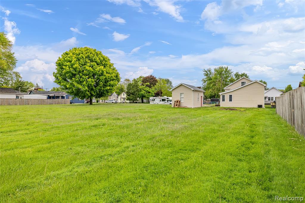 620 Robertson Street, Marine, MI — Photo 37