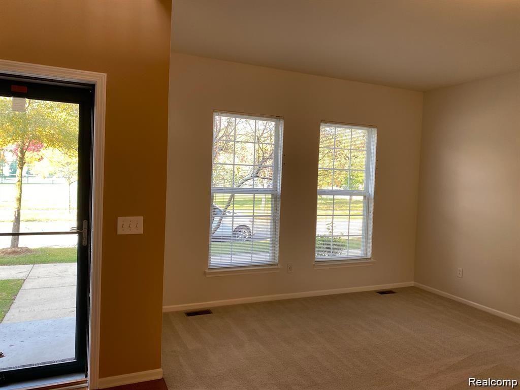 49691 COURTYARD Lane, Canton, MI 48188 — Photo 4