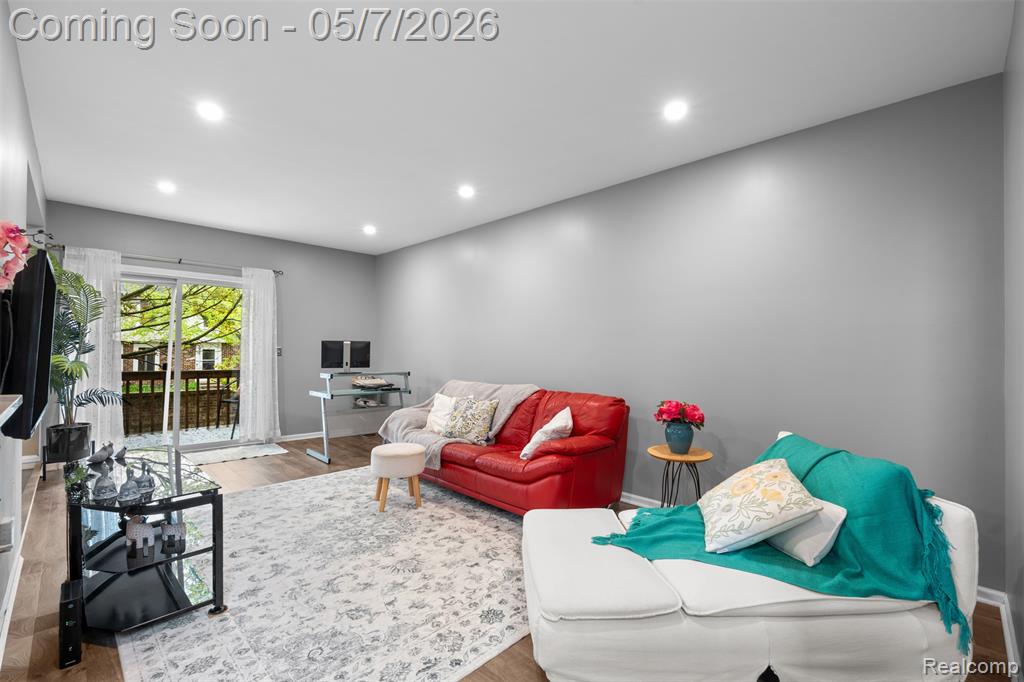 894 Natures Cove Court, Wixom, MI 48393 — Photo 9