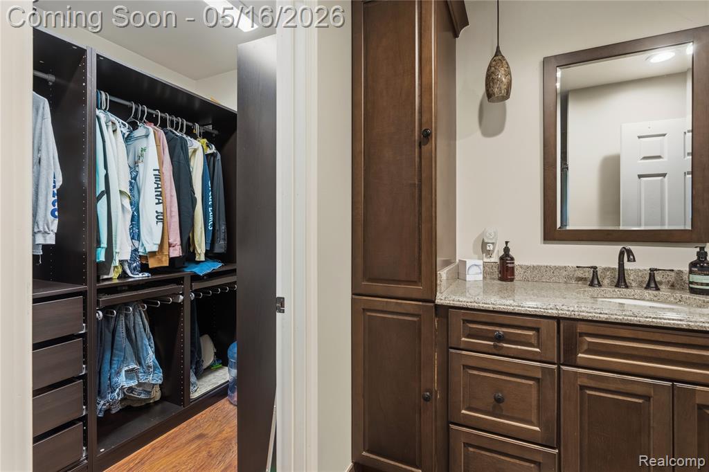 21420 Salisbury Avenue, Grosse Ile, MI 48138 — Photo 24
