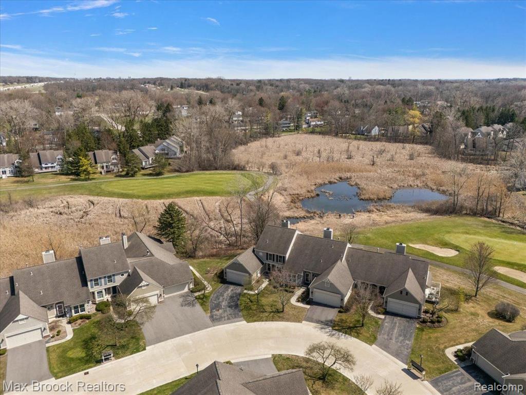 892 TARTAN Trail, Bloomfield Hills, MI 48304 — Photo 51