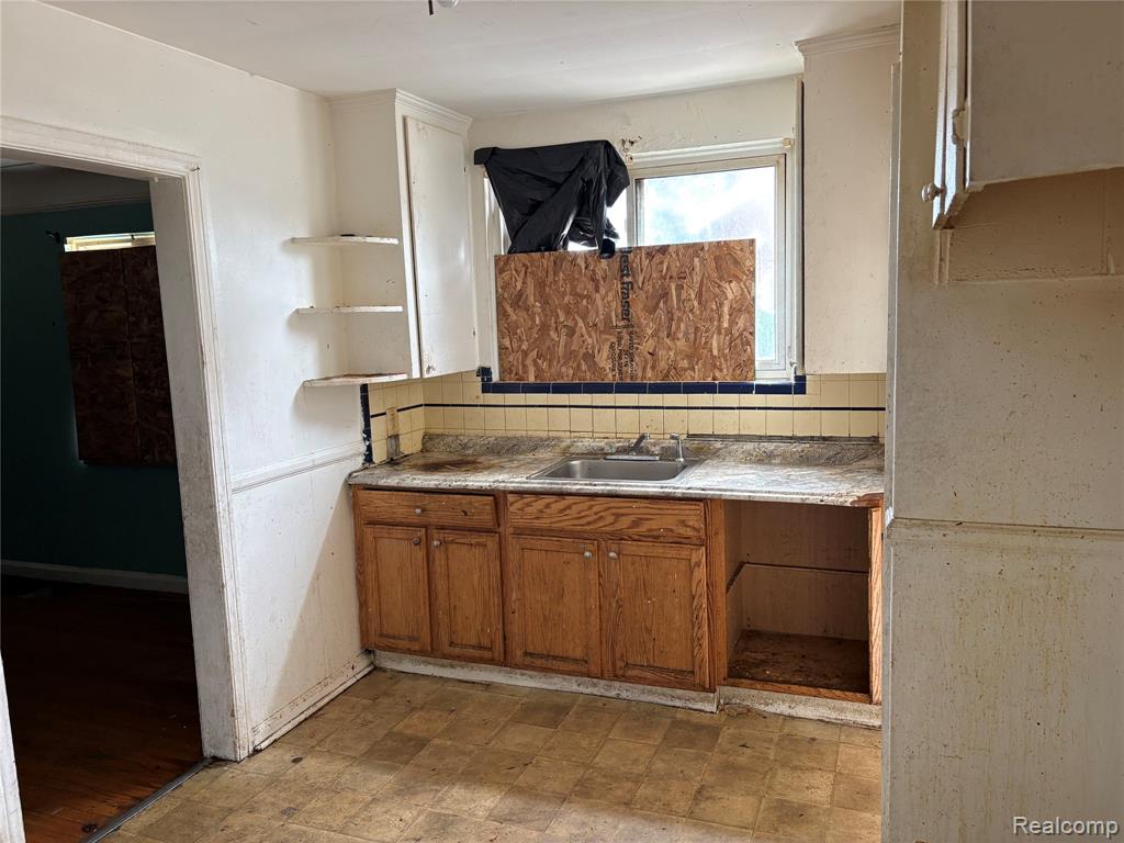 11316 College Street - Photo 2