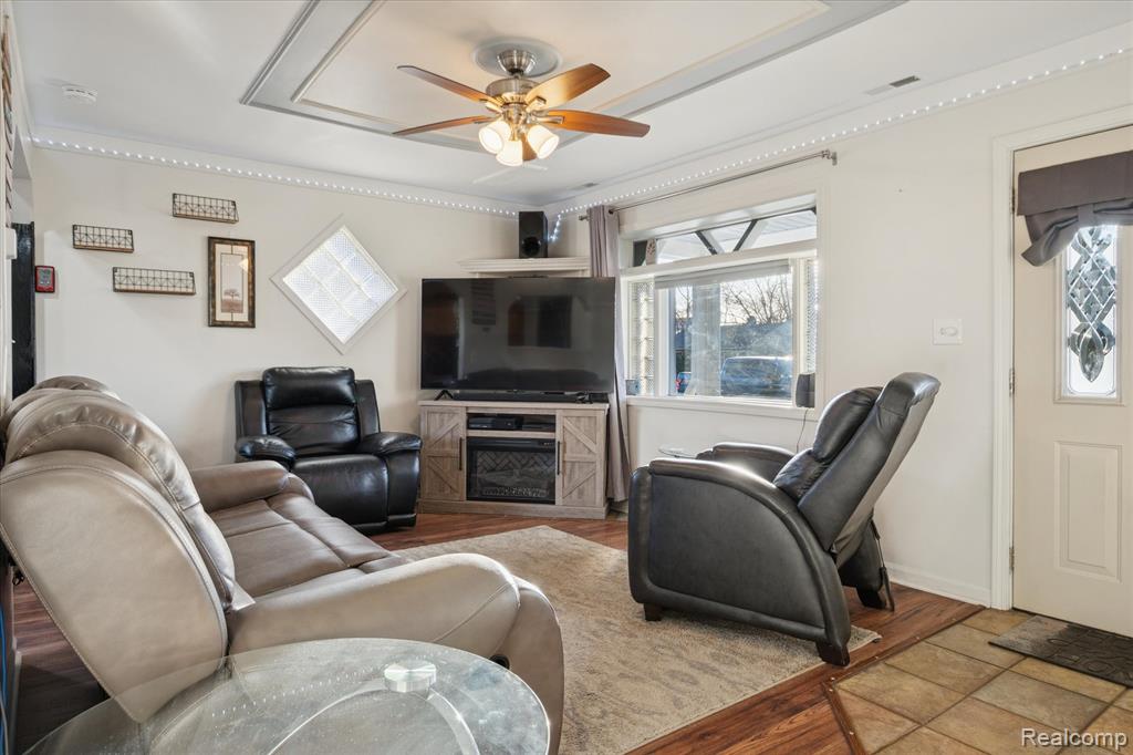 6037 William Street, Taylor, MI 48180 — Photo 10