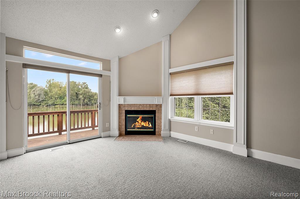30995 Blueridge Drive, Novi, MI 48377 — Photo 2