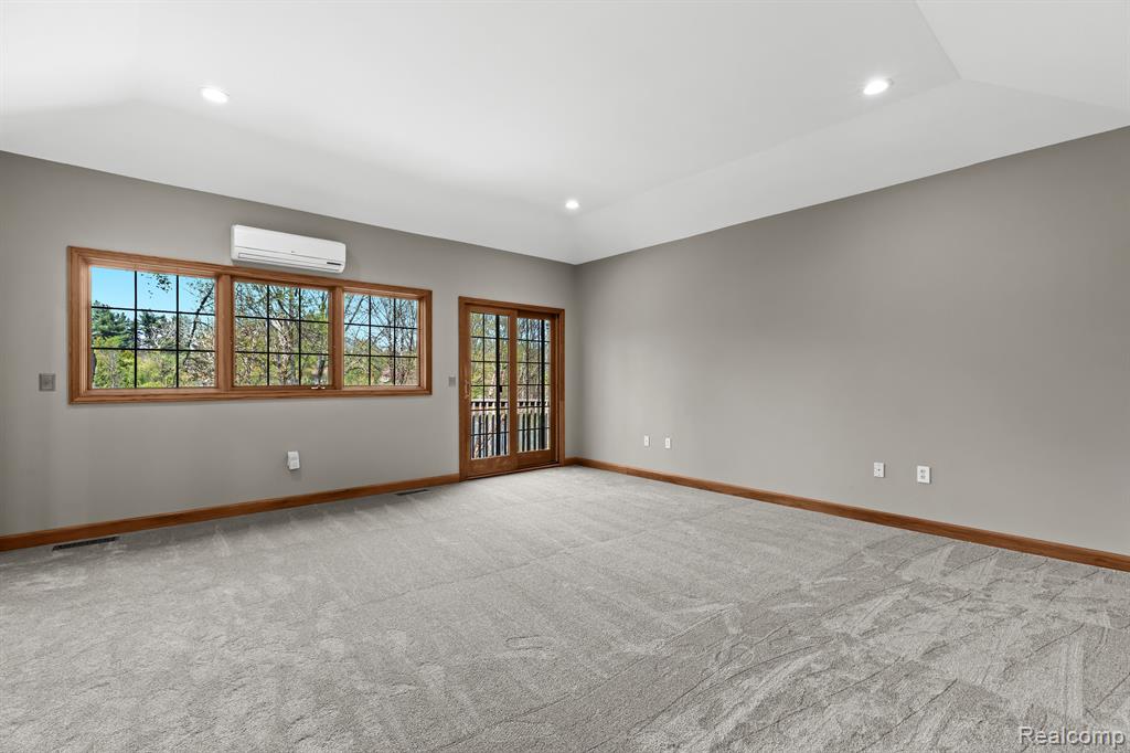9997 APPLEGATE Lane, Brighton, MI 48114 — Photo 15