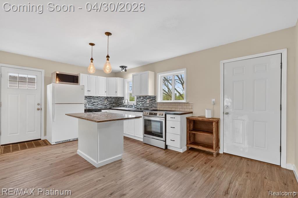 2417 Howald Avenue, Flint, MI 48504 — Photo 10