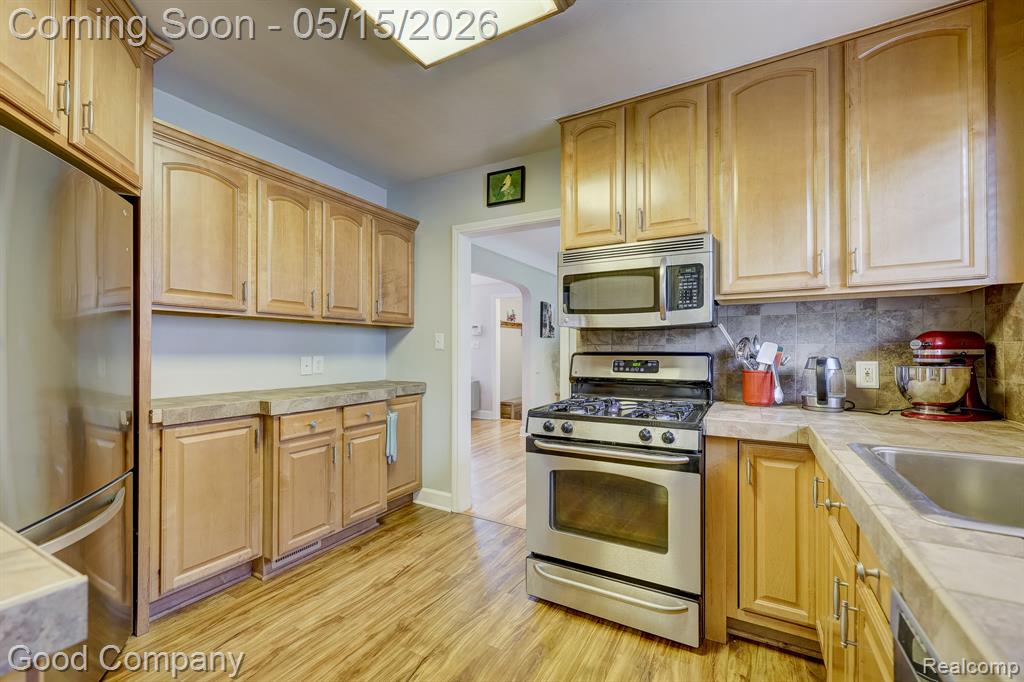 430 S Edison Avenue, Royal Oak, MI 48067 — Photo 18
