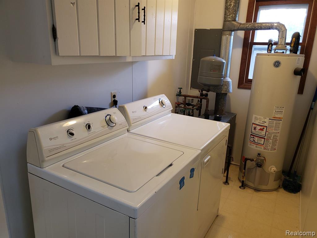 905 W 1ST Street, Tawas City, MI 48763 — Photo 11
