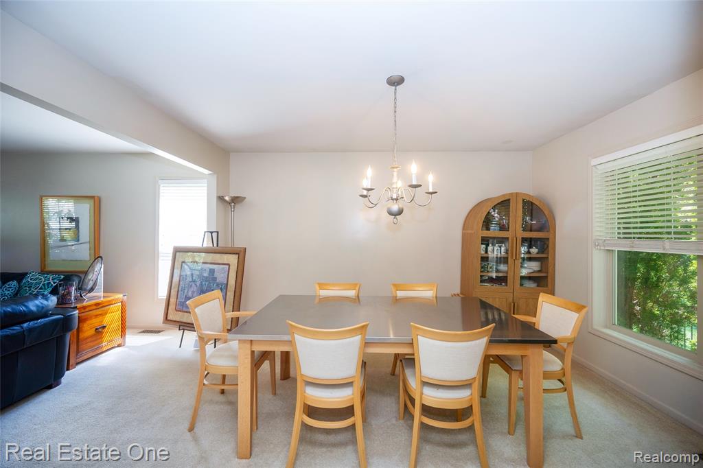 3481 Castlewood Court, Wixom, MI — Photo 27