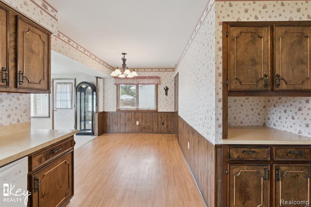32403 Truman Road, Rockwood, MI — Photo 15