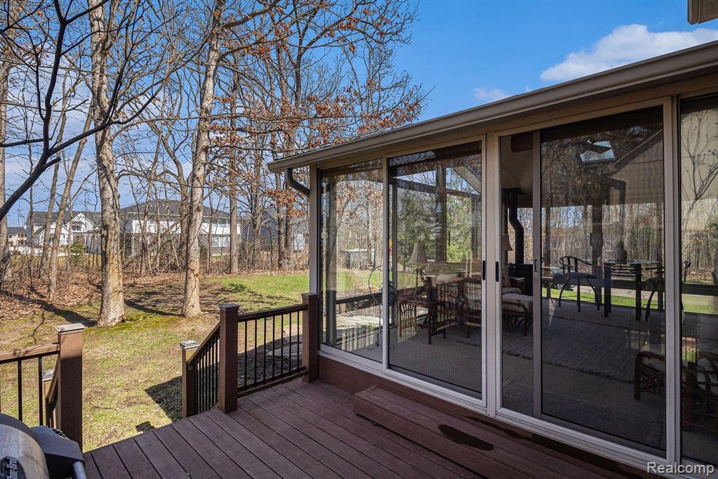 57598 HIDDEN TIMBERS Drive, South Lyon, MI 48178 — Photo 30