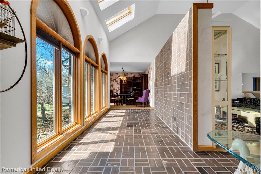 2457 Spring Lake Lane Lane, Brighton, MI 48114 — Photo 6