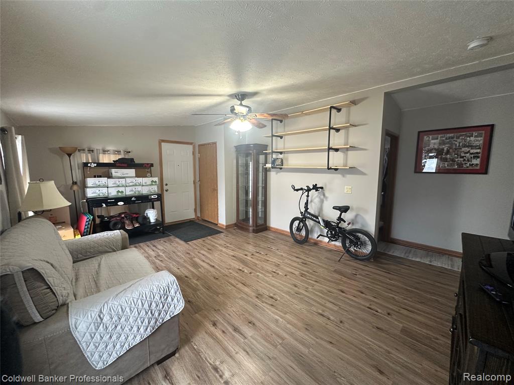 94 Twin Oaks Drive, Lapeer, MI 48446 — Photo 23