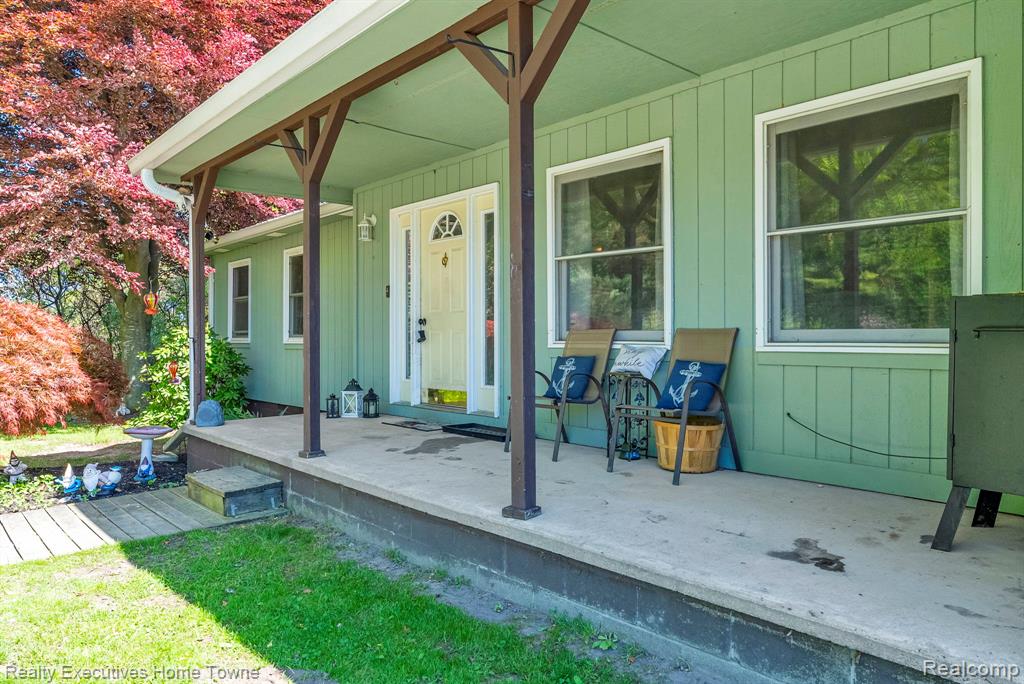 6560 Roach Rd Road, Lexington, MI 48450 — Photo 5