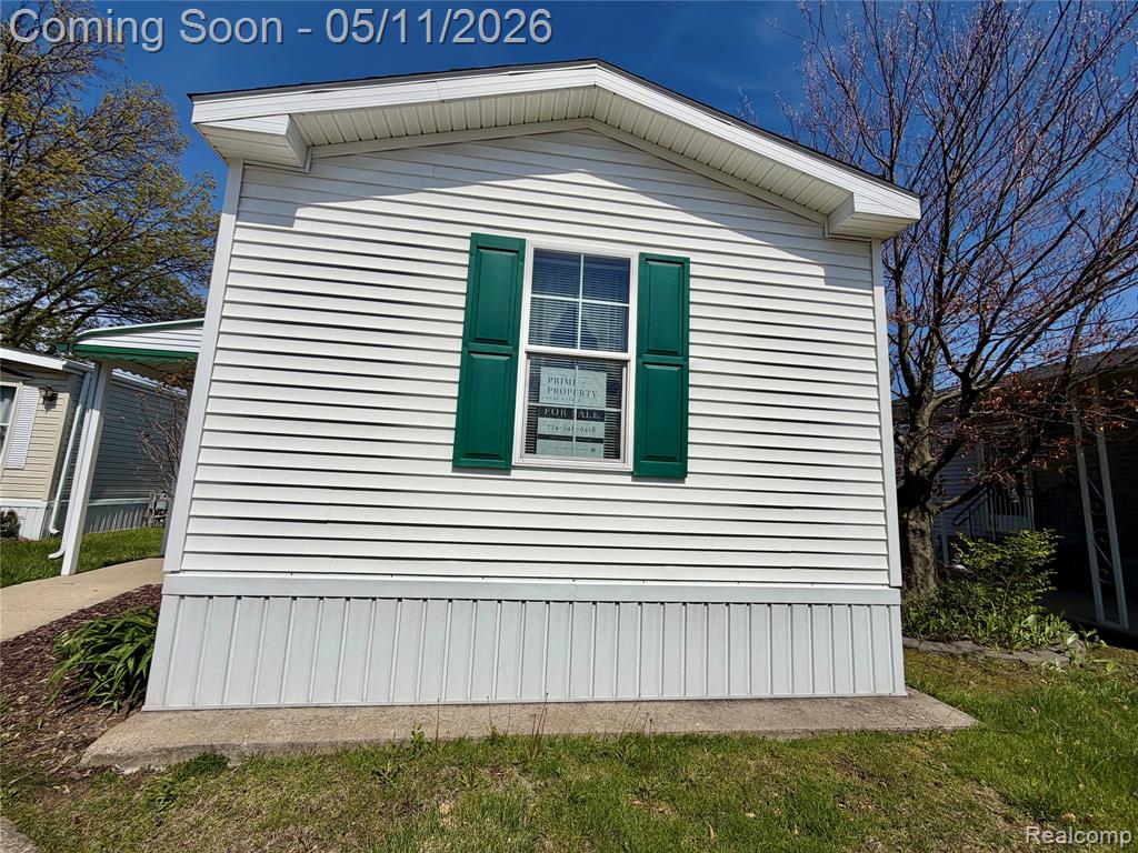 118 Terri, Dearborn Heights, MI 48127 — Photo 12
