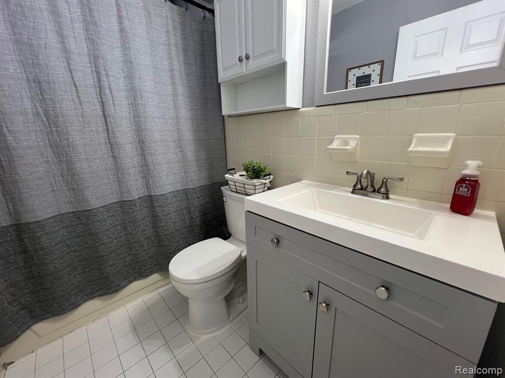 7101 N WILDWOOD Street, Westland, MI — Photo 14