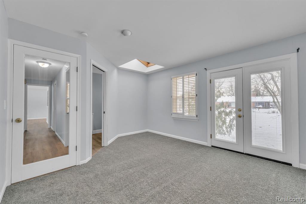 6576 Inkster Road, West Bloomfield, MI — Photo 48