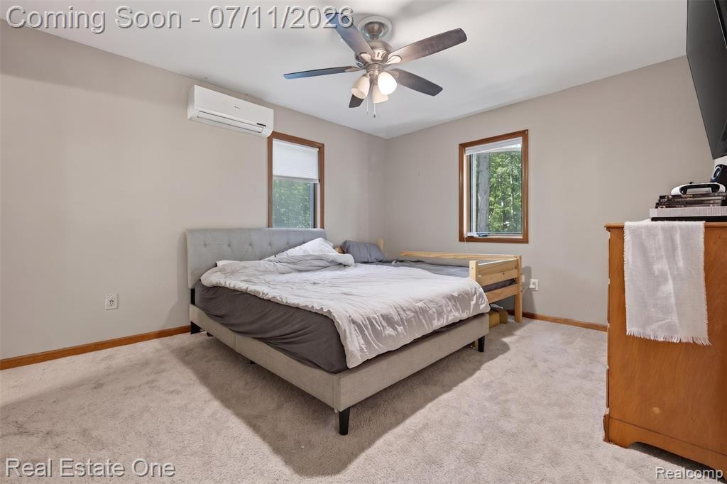 310 S Van Road, Holly, MI 48442 — Photo 20