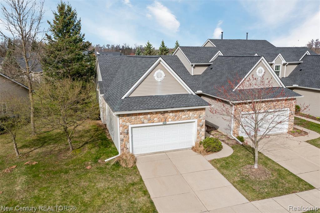 3561 Grove Lane, Auburn Hills, MI 48326 — Photo 36