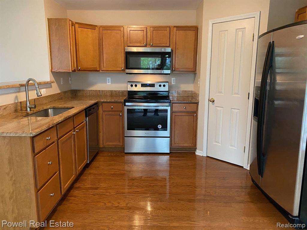 47939 CARDIFF Avenue, Canton, MI 48188 — Photo 2