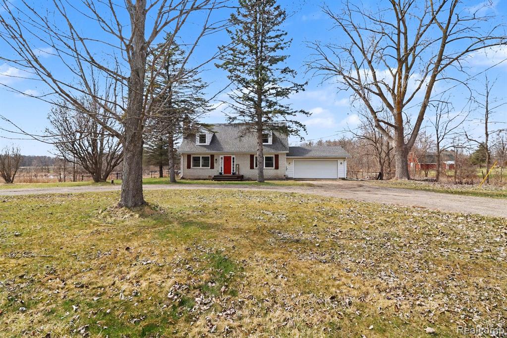 4837 Mack Road, Howell, MI 48855 — Photo 3