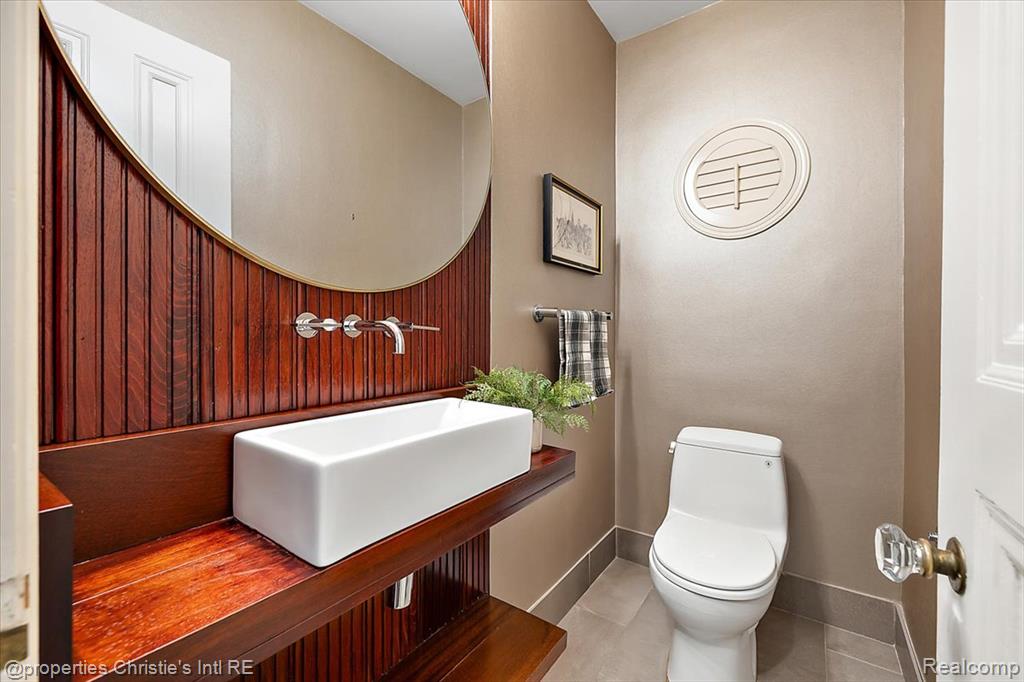 718 Berkshire Road, Grosse Pointe Park, MI 48230 — Photo 11
