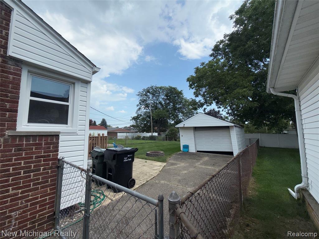 8983 Quandt Avenue, Allen Park, MI 48101 — Photo 6