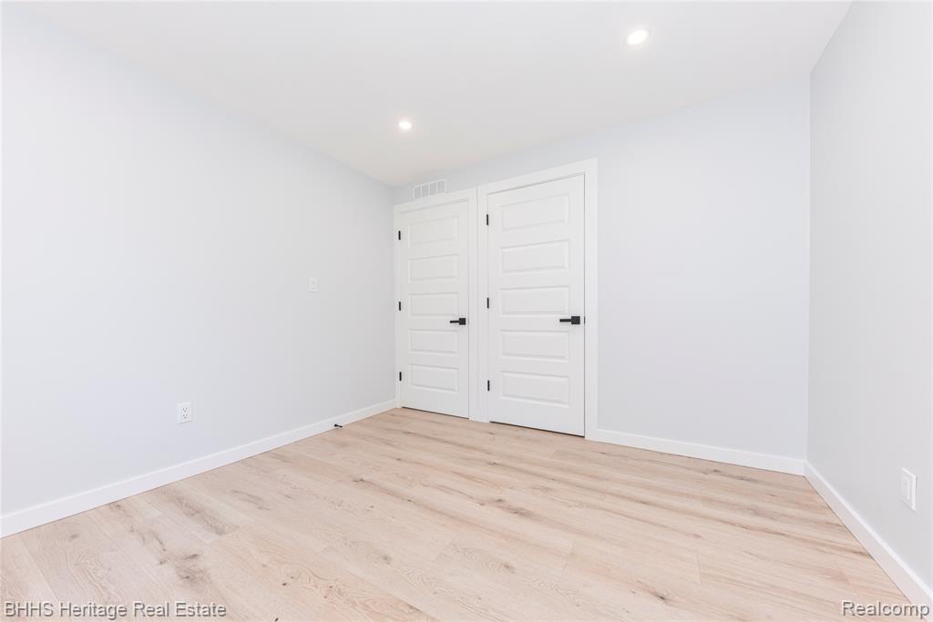 12 Trowbridge Court, Ann Arbor, MI 48108 — Photo 23