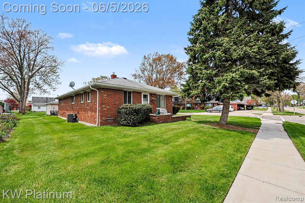 50895 Taylor Street, New Baltimore, MI 48047 — Photo 28